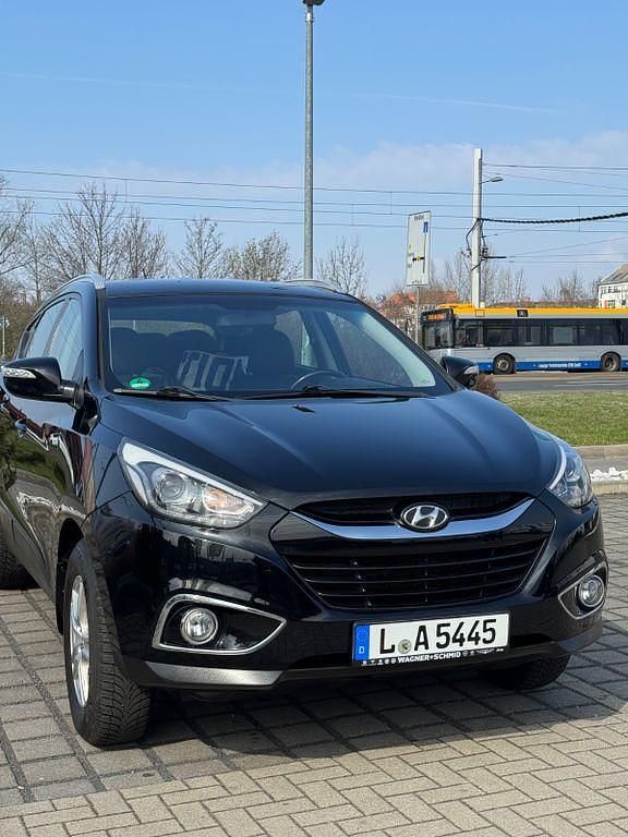 Gebraucht Hyundai ix35 Trend 166 PS (122 kW) 2014 Schwarz SUV