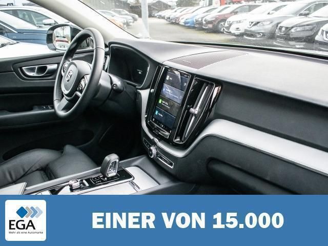 Gebraucht Volvo XC60 Plus 398 PS (292 kW) 2024 Weiß metallic SUV