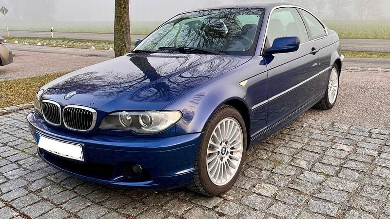 Gebraucht BMW 325 Basis 192 PS (141 kW) 2003 Blau Coupé