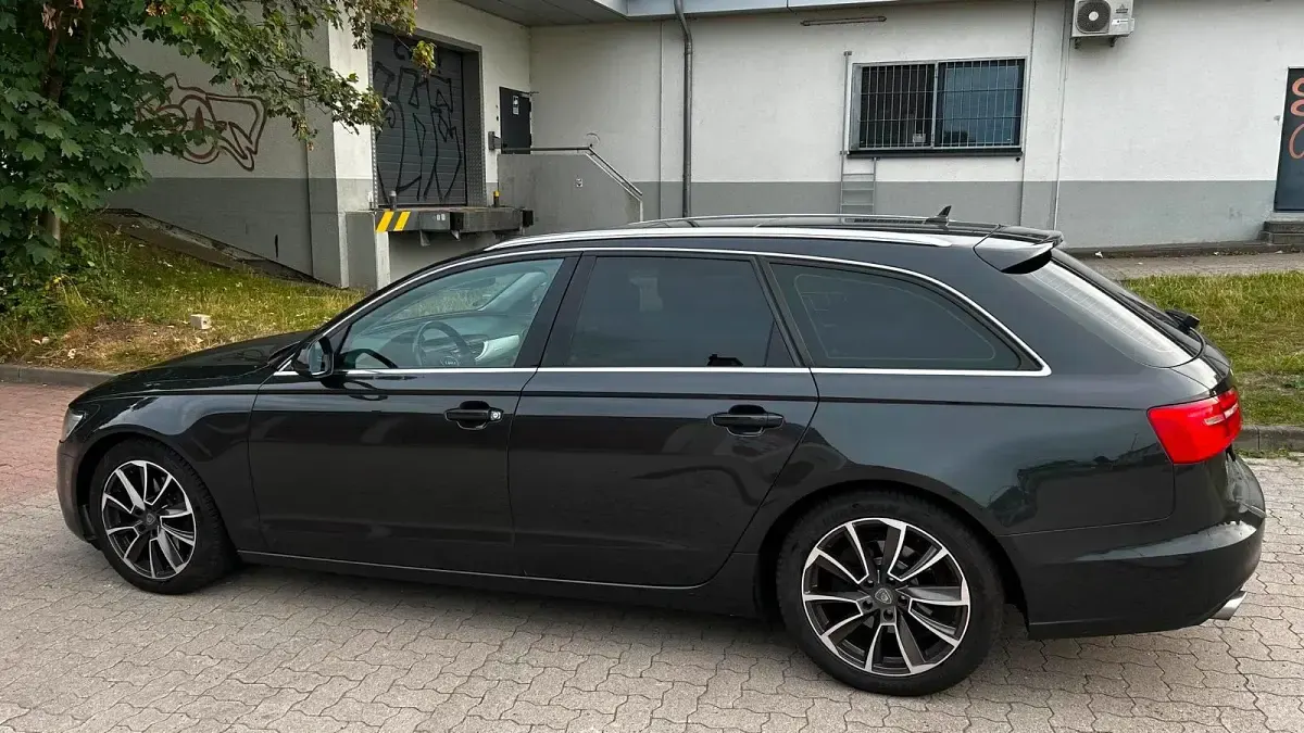 Gebraucht Audi A6 204 PS (150 kW) 2012 Schwarz Kombi