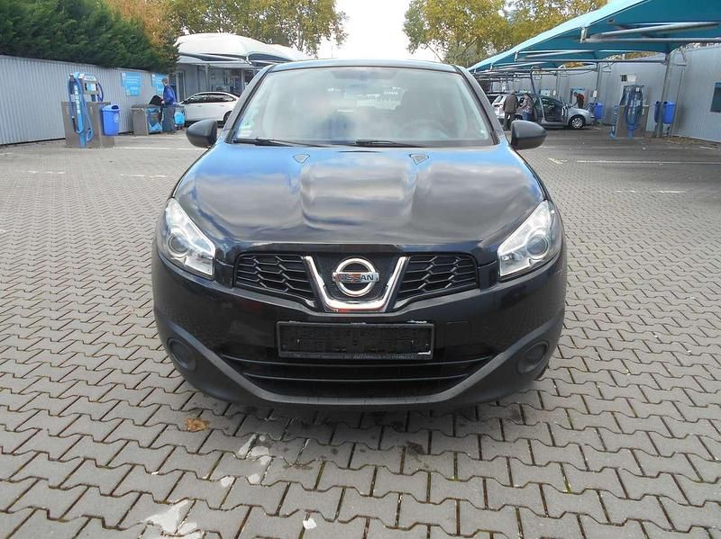 Schwarz Gebraucht 2012 Nissan Qashqai Visia SUV | 5.899 € (Guter Preis) - Bild 1/4