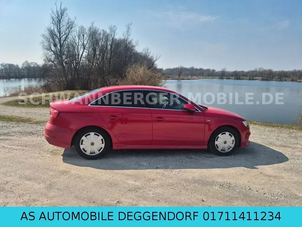Używany Audi A3 S-Line 150 KM (110 kW) 2019 Czerwony Sedan/Limuzyna