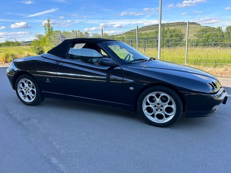 Schwarz Gebraucht 2004 Alfa Romeo Spider Cabrio | 6.250 € (Guter Preis) - Bild 1/4