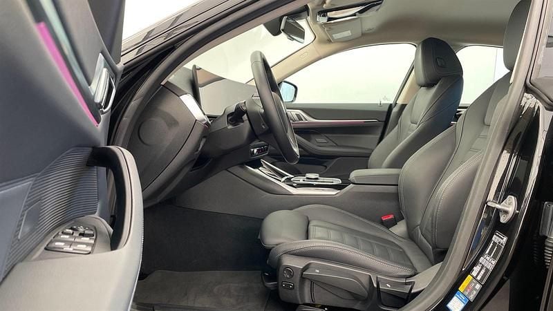 Gebraucht BMW i4 Efficient Dynamics 250 kW (340 PS) 2023 Saphirschwarz metallic Limousine