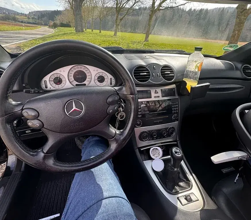 Gebraucht Mercedes CLK200 Avantgarde 163 PS (119 kW) 2006 Schwarz Cabrio
