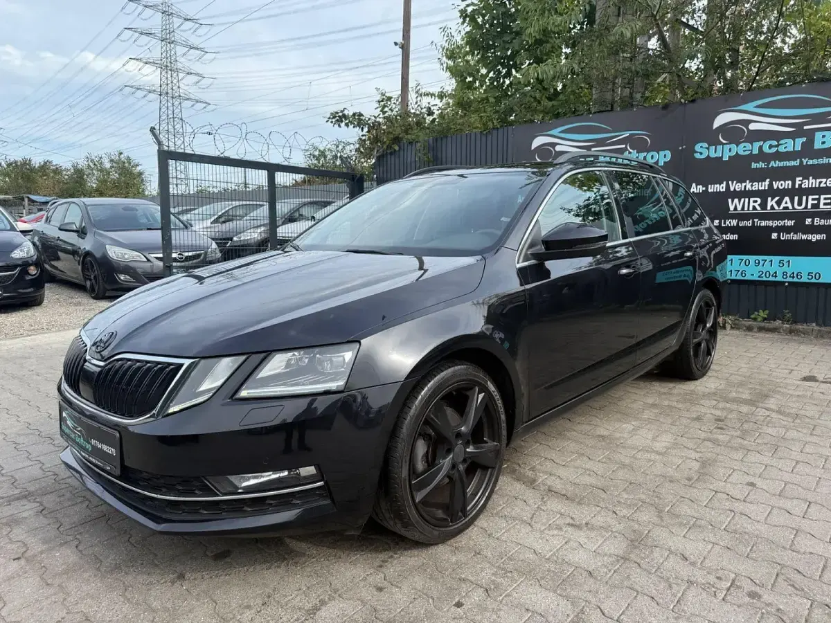 Używany Skoda Octavia Style 110 KM (80 kW) 2018 Czarny Kombi