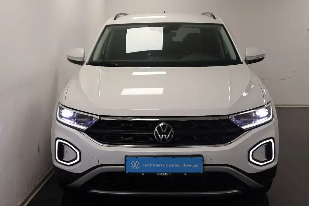 Gebraucht VW T-Roc Life 116 PS (85 kW) 2024 Pure white SUV