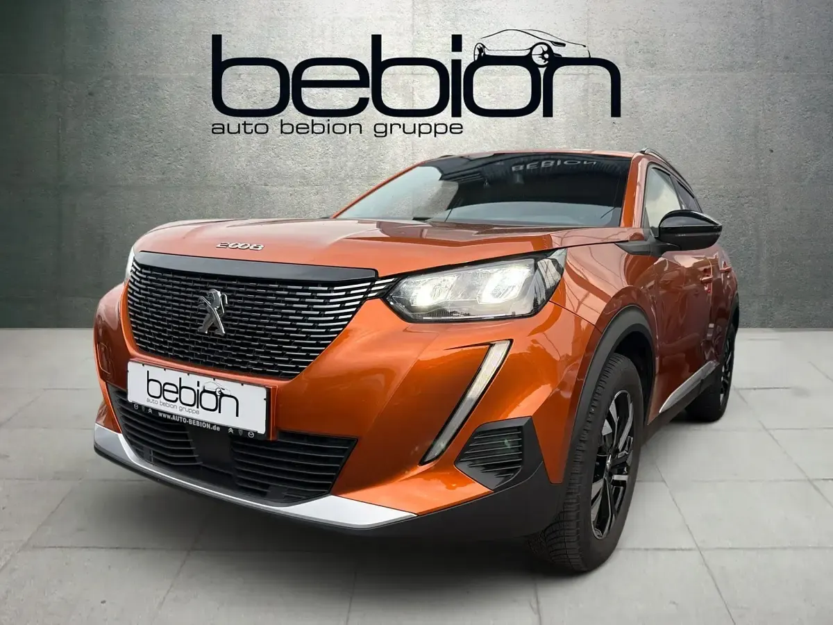 Gebraucht Peugeot 2008 Allure 131 PS (96 kW) 2023 SUV