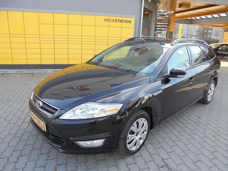 Gebraucht Ford Mondeo Ambiente 120 PS (88 kW) 2011 Schwarz Kombi