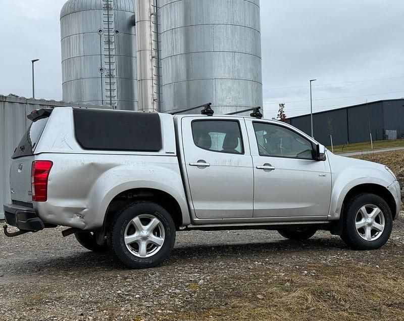 Gebraucht Isuzu D-Max 163 PS (119 kW) 2014 Silber Abholung