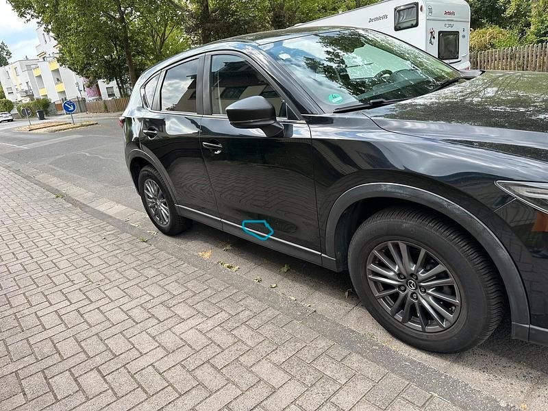 Second-hand Mazda CX-5 Exclusive-Line 150 CP (110 kW) 2018 Negru SUV