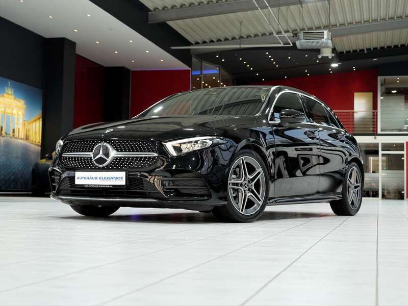 Kosmosschwarz metalliclack Gebraucht 2021 Mercedes A180 AMG line Kleinwagen | 25.480 € (Guter Preis) - Bild 1/4