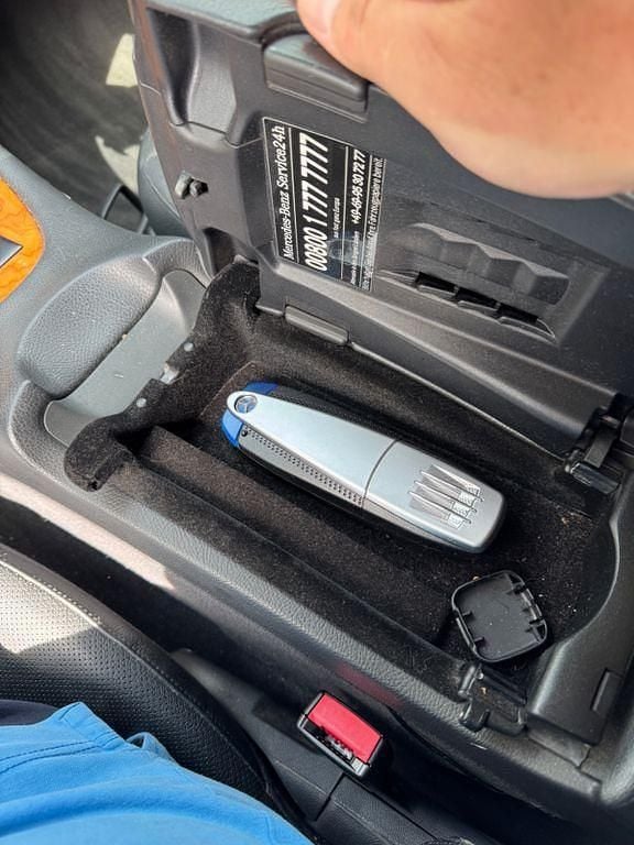 Gebraucht Mercedes CLK320 Elegance 218 PS (160 kW) 2005 Schwarz Cabrio