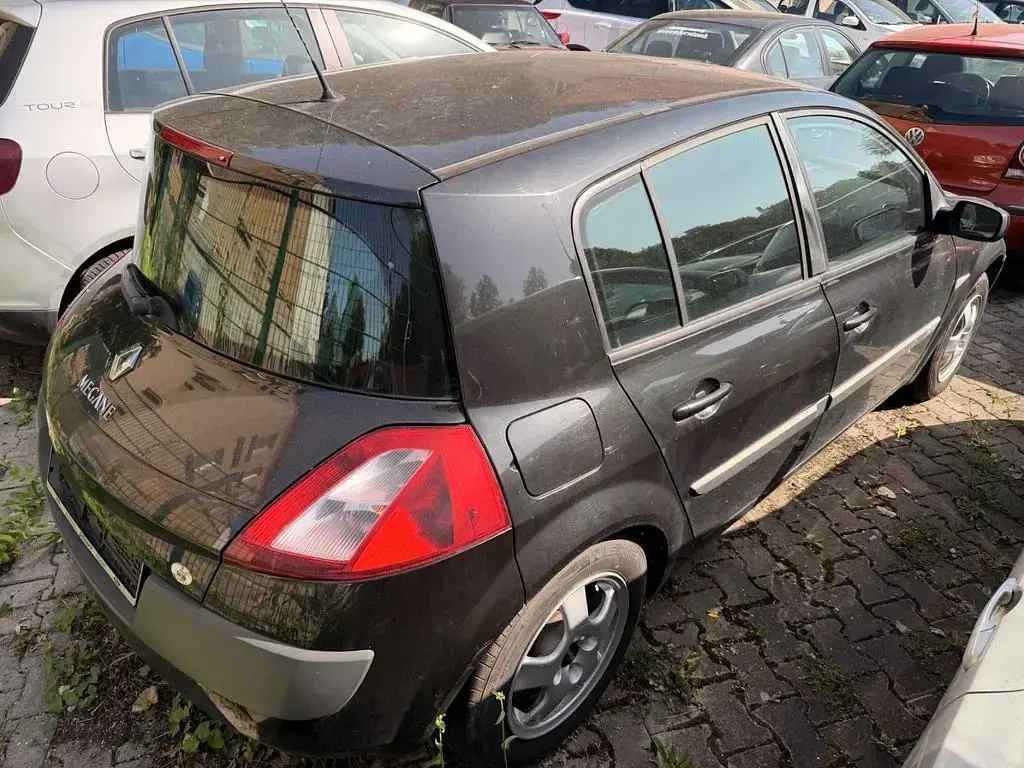 Gebraucht Renault Mégane II 113 PS (83 kW) 2005 Schwarz Limousine