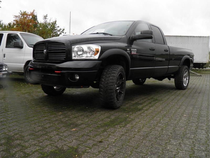 Schwarz Gebraucht 2007 Dodge Ram Abholung | 18.500 € - Bild 1/4