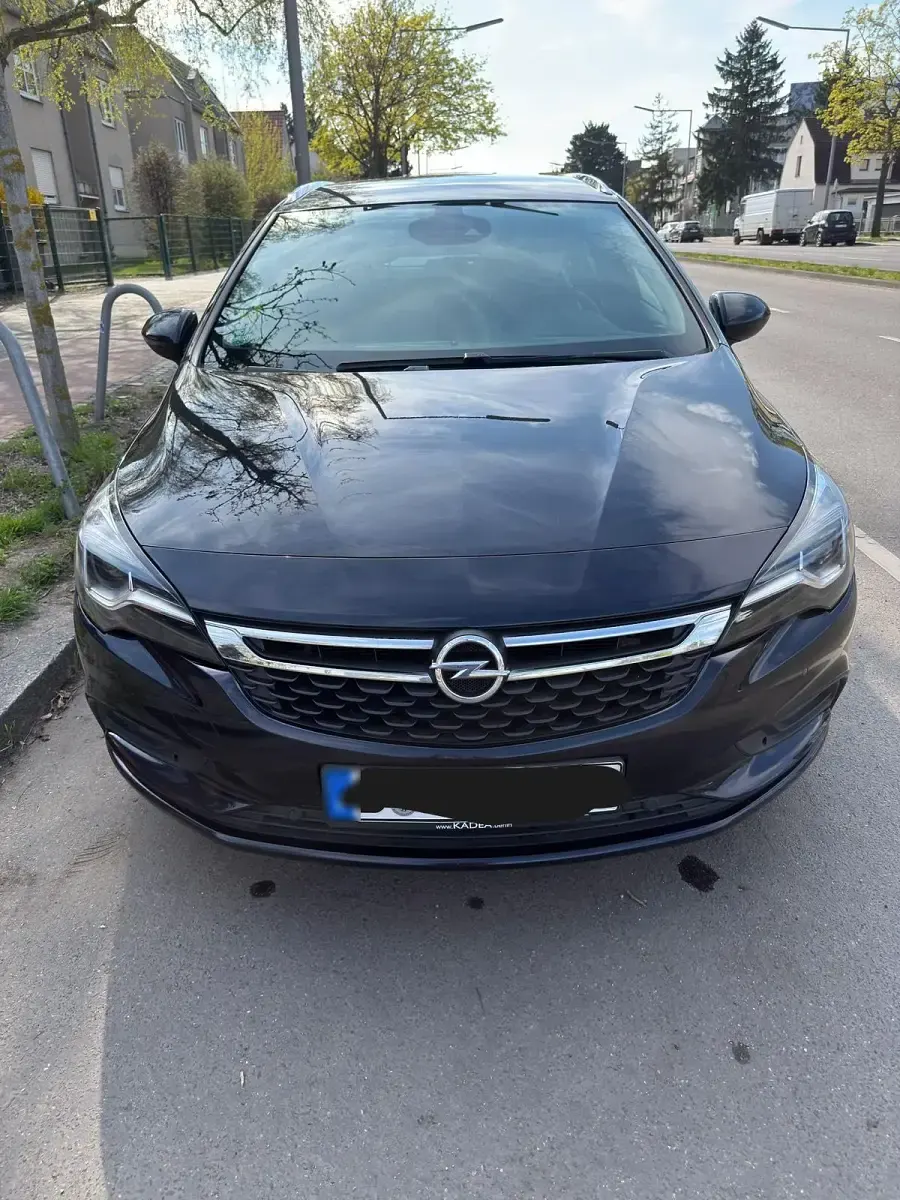 Używany Opel Astra 150 KM (110 kW) 2019 Niebieski Kombi
