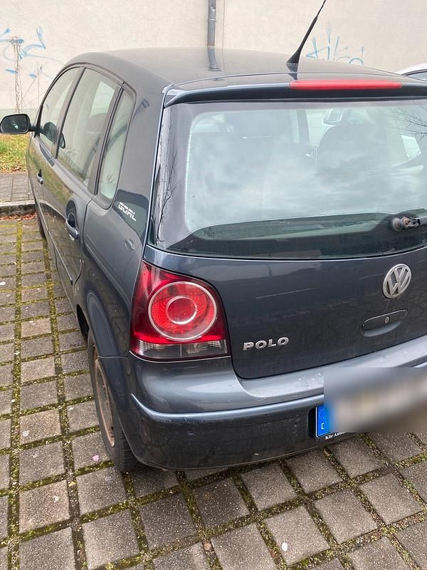 Gebraucht VW Polo 80 PS (58 kW) 2006 Grau Kleinwagen