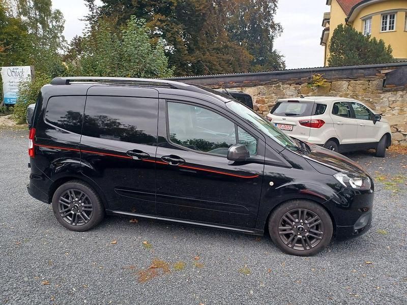 Gebraucht Ford Transit Sport 101 PS (74 kW) 2021 Schwarz Van / Kleinbus