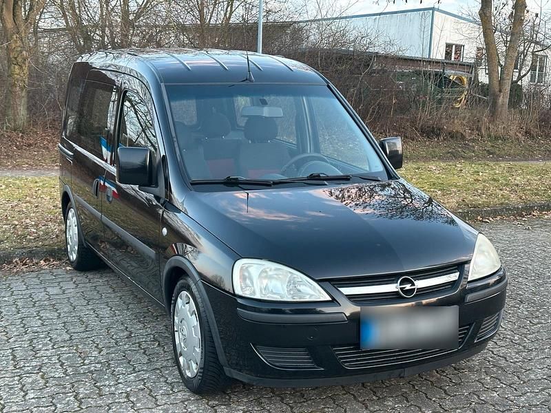 Usata Opel Combo 81 CV (59 kW) 2006 Nero Monovolume