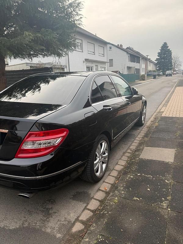Gebraucht Mercedes C320 224 PS (164 kW) 2007 Schwarz Limousine