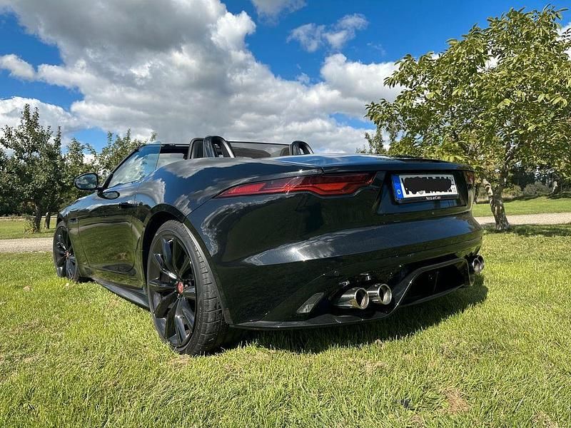 Gebraucht Jaguar F-Type 575 PS (422 kW) 2022 Schwarz Cabrio
