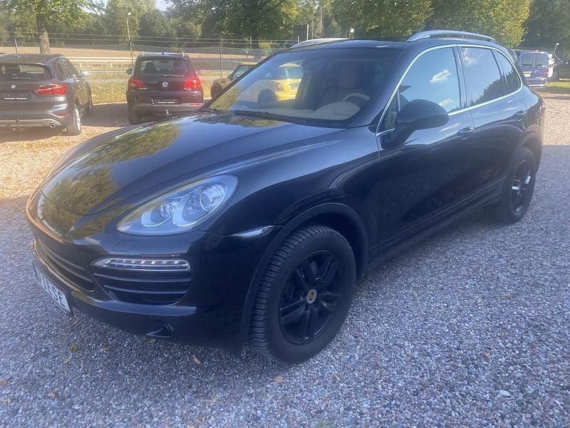 Unbekannt (metallic) Gebraucht 2012 Porsche Cayenne SUV | 19.950 € (Superpreis) - Bild 1/4