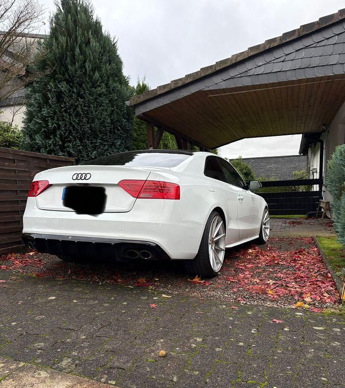Gebraucht Audi S5 Comfort 333 PS (244 kW) 2014 Weiß Coupé