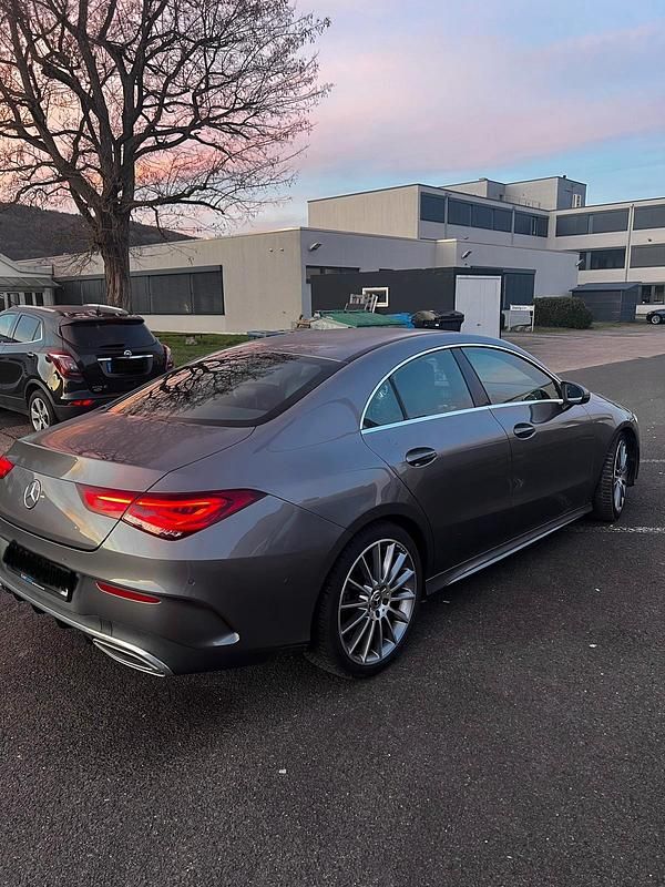 Gebraucht Mercedes CLA200 AMG line 163 PS (119 kW) 2021 Silber Coupé