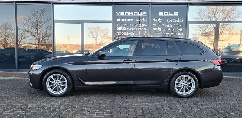 Gebraucht BMW 520 190 PS (139 kW) 2022 Grau Limousine