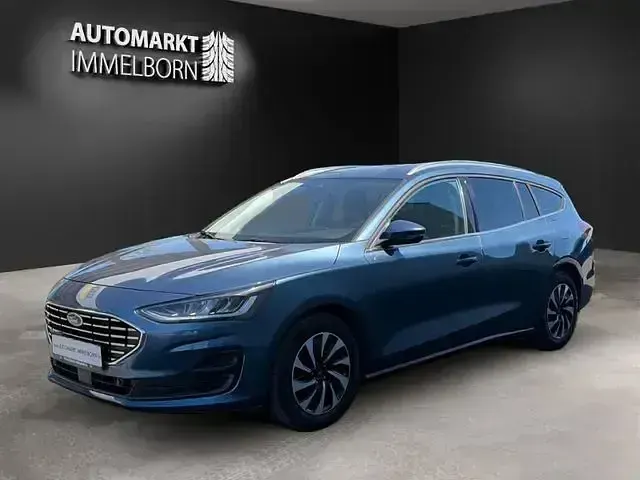Gebraucht Ford Focus Titanium 116 PS (85 kW) 2023 Blau Limousine