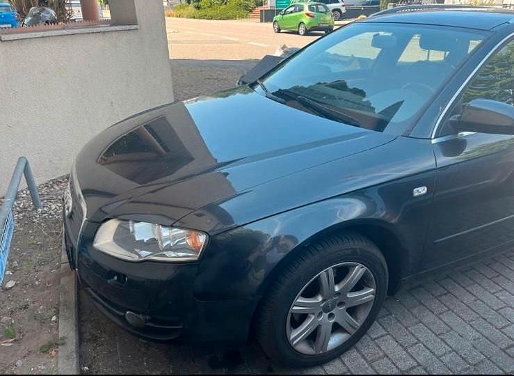 Schwarz Gebraucht 2007 Audi A4 Kombi | 2.200 € (Guter Preis) - Bild 1/4