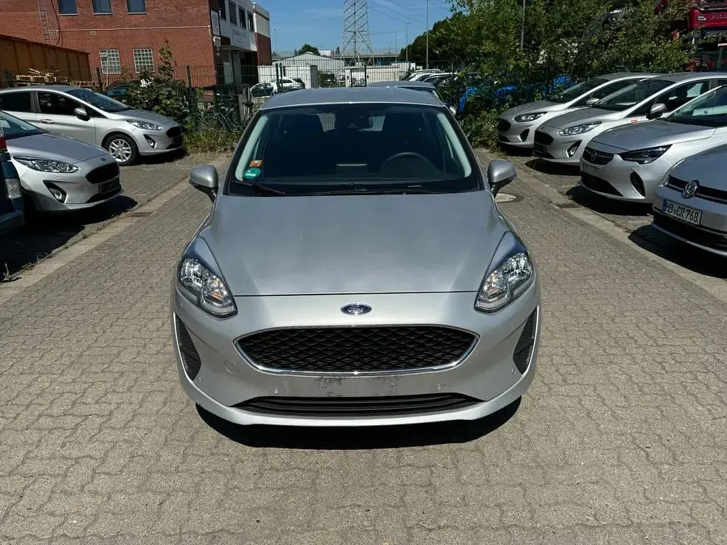 Gebraucht Ford Fiesta Cool & Connect 95 PS (69 kW) 2020 Silber Kleinwagen