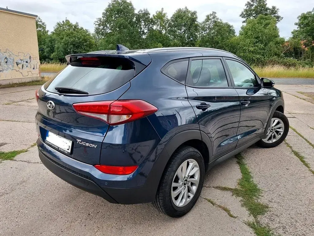 Gebraucht Hyundai Tucson Premium 132 PS (97 kW) 2017 Blau SUV