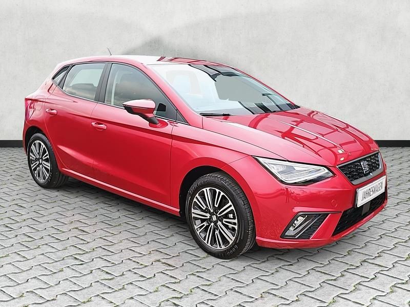 Desire rot metallic Gebraucht 2025 Seat Ibiza Style | 17.750 € (Fairer Preis) - Bild 1/4