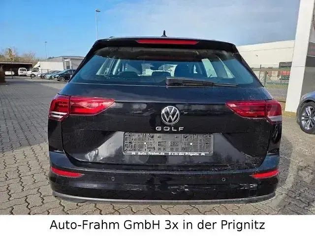 Gebraucht VW Golf VIII Life 160 PS (117 kW) 2023 Andere Kombi
