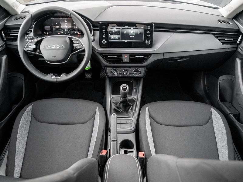 Neu Skoda Kamiq Essence 116 PS (85 kW) 2026 Graphitegrau metallic SUV
