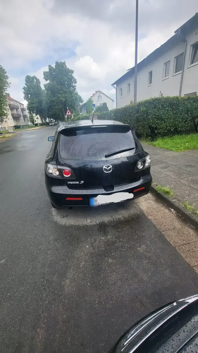 Gebraucht Mazda 3 105 PS (77 kW) 2008 Schwarz Kleinwagen