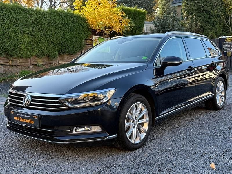 Schwarz Gebraucht 2019 VW Passat Kombi | 17.999 € (Guter Preis) - Bild 1/4