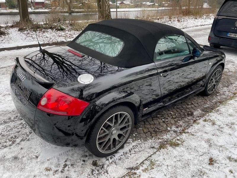 Gebraucht Audi TT Roadster 179 PS (131 kW) 2000 Schwarz Cabrio