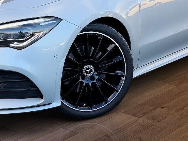 Gebraucht 2020 Mercedes CLA220 Shooting Brake AMG line Kombi | 30.480 € (Etwas zu teuer) - Bild 1/4