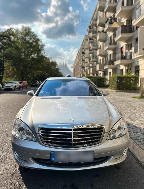Silber Gebraucht 2008 Mercedes S350 Limousine | 12.900 € (Fairer Preis) - Bild 1/4