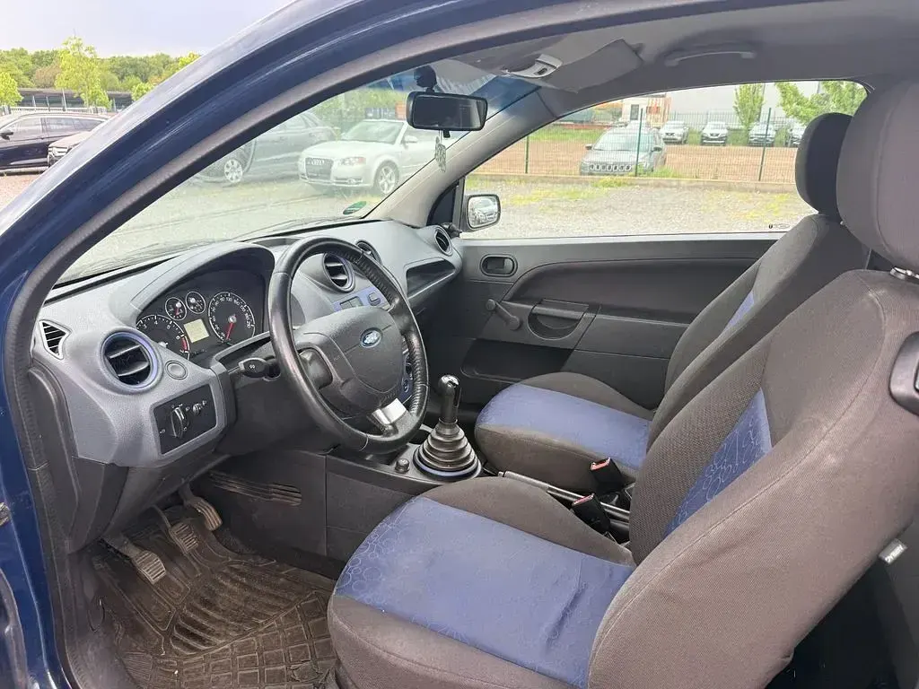 Gebraucht Ford Fiesta Style 60 PS (44 kW) 2008 Blau Kleinwagen