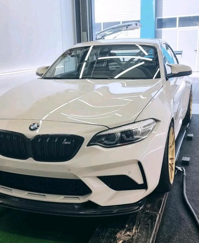 Weiß Gebraucht 2020 BMW M2 Competition Edition Coupé | 69.999 € (Teuer) - Bild 1/4