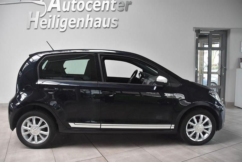 Gebraucht VW up! CLUB 60 PS (44 kW) 2017 Schwarz Kleinwagen