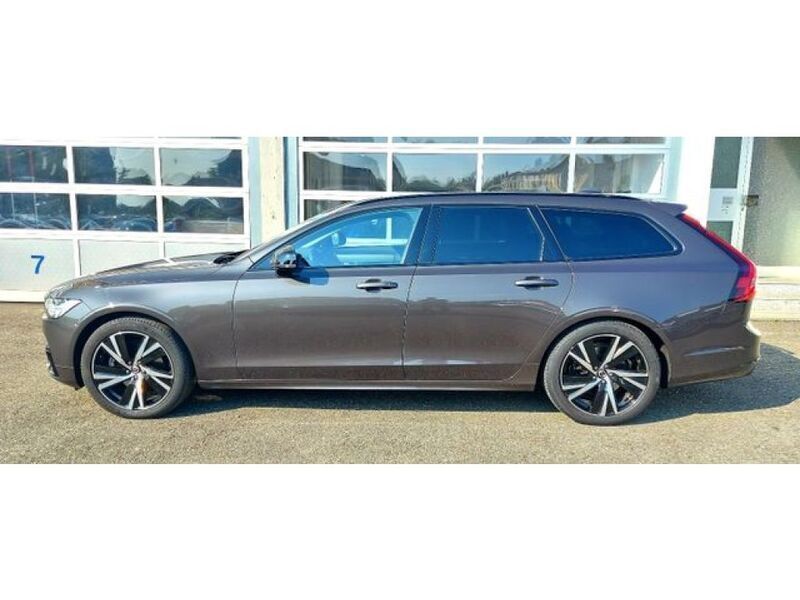Gebraucht Volvo V90 Plus 197 PS (144 kW) 2022 Platinum grey / metallic (metallic) Kombi