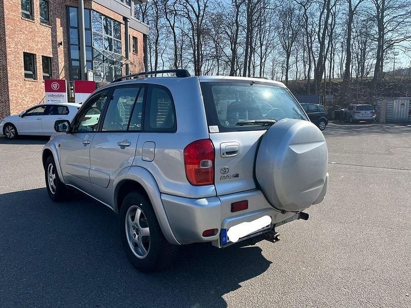 Gebraucht Toyota RAV4 Limited 150 PS (110 kW) 2002 Silber SUV