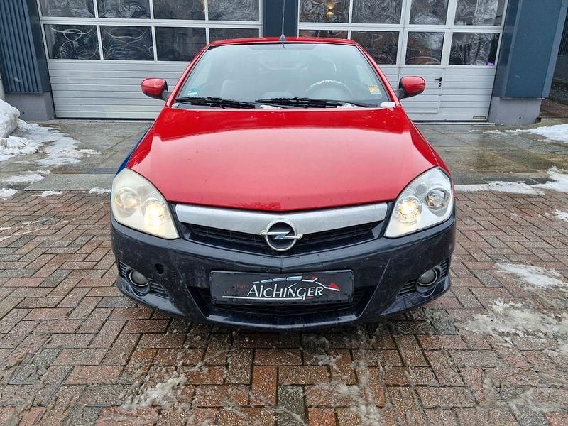 Gebraucht Opel Tigra Enjoy 125 PS (91 kW) 2005 Rot Cabrio