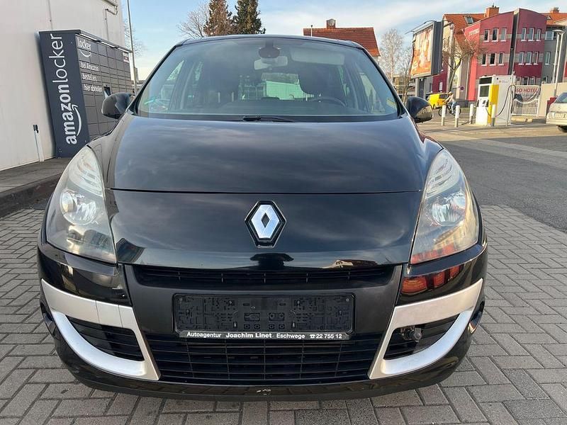 Gebraucht Renault Scénic III Dynamique 106 PS (77 kW) 2010 Schwarz Van / Kleinbus