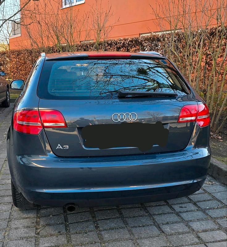 Gebraucht Audi A3 Attraction 102 PS (75 kW) 2009 Grau Kleinwagen