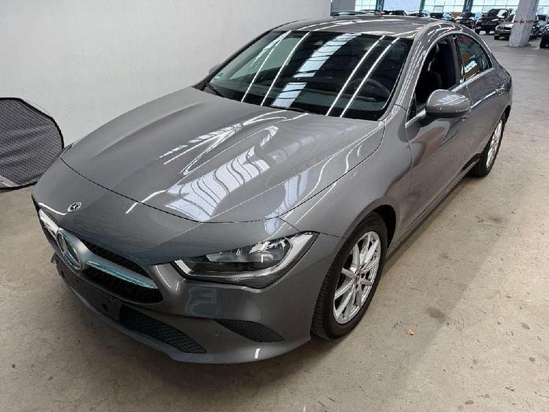 Grau Gebraucht 2021 Mercedes CLA200 Limousine | 24.090 € (Superpreis) - Bild 1/4